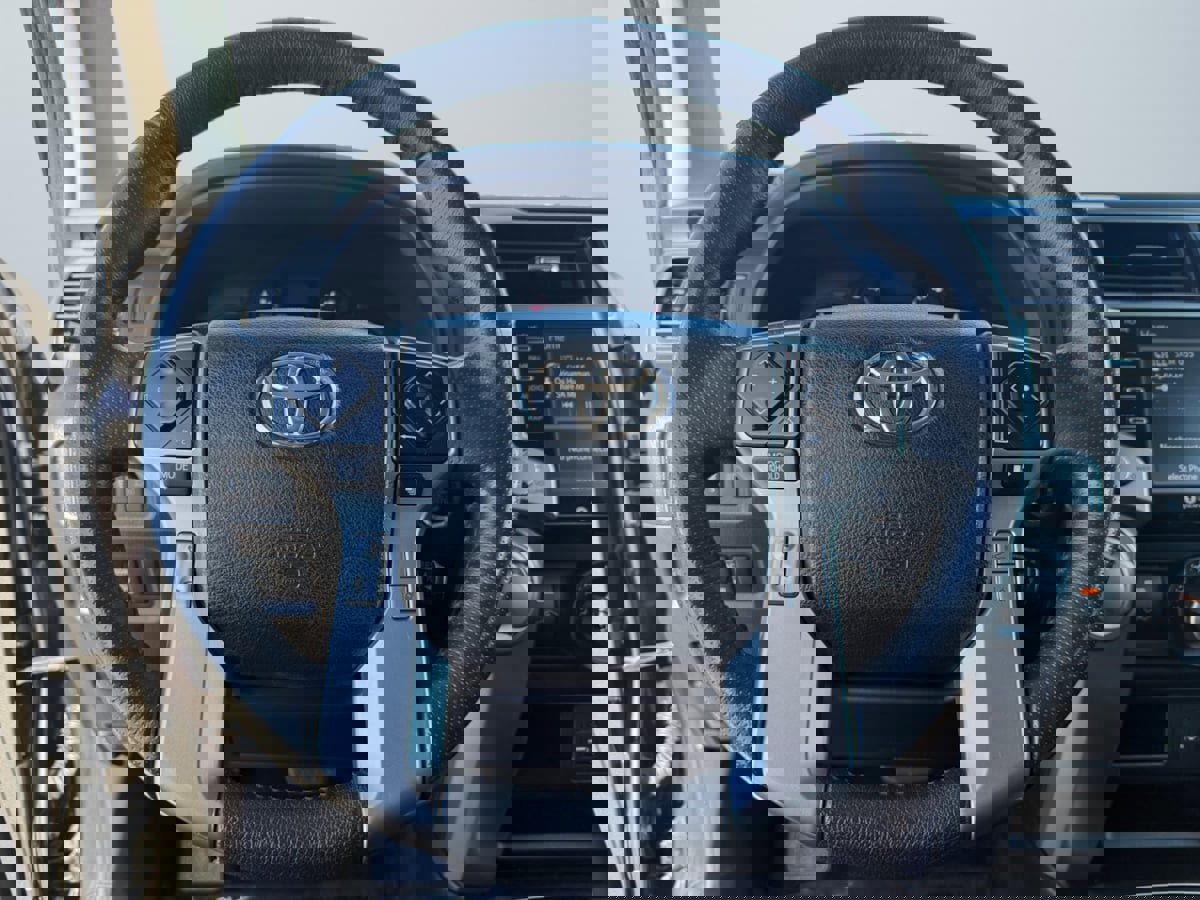 Used 2021 Toyota 4Runner SR5 image 11