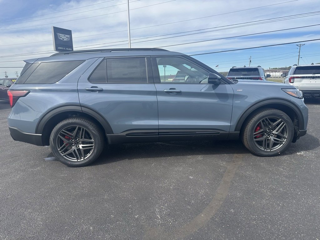 New 2025 Ford Explorer ST-Line image 11