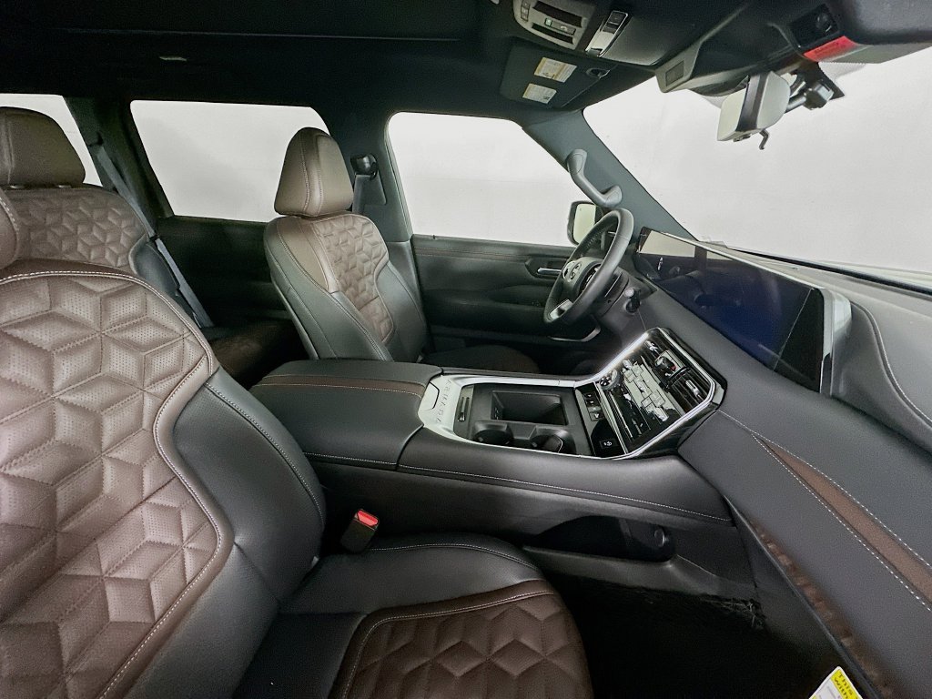 New 2026 Nissan Armada Platinum w/ Accent Package AWD/4WD image 37