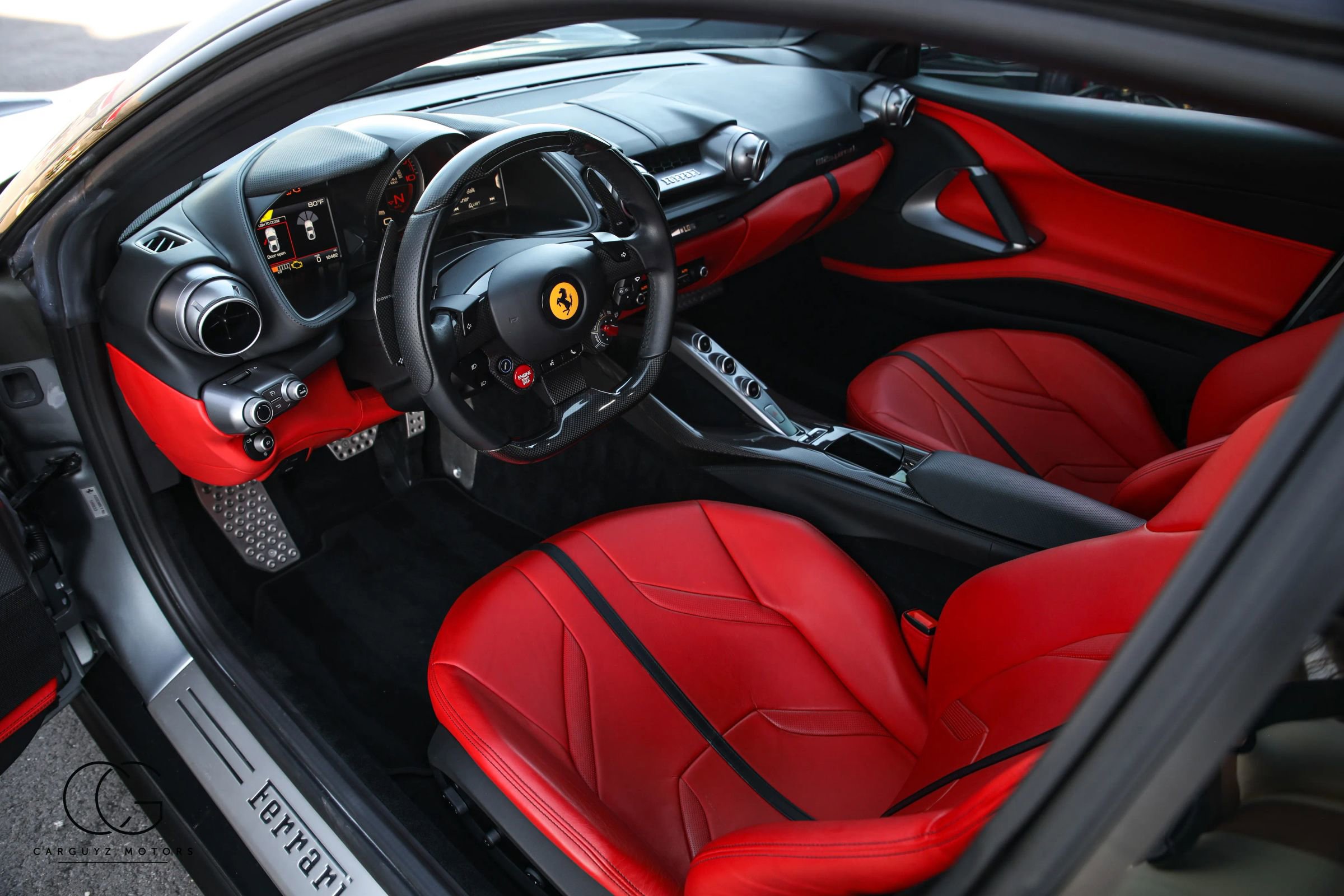Used 2019 Ferrari 812 Superfast RWD image 25
