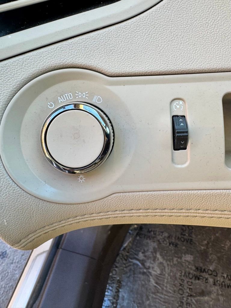 Used 2014 Buick LaCrosse Leather image 19