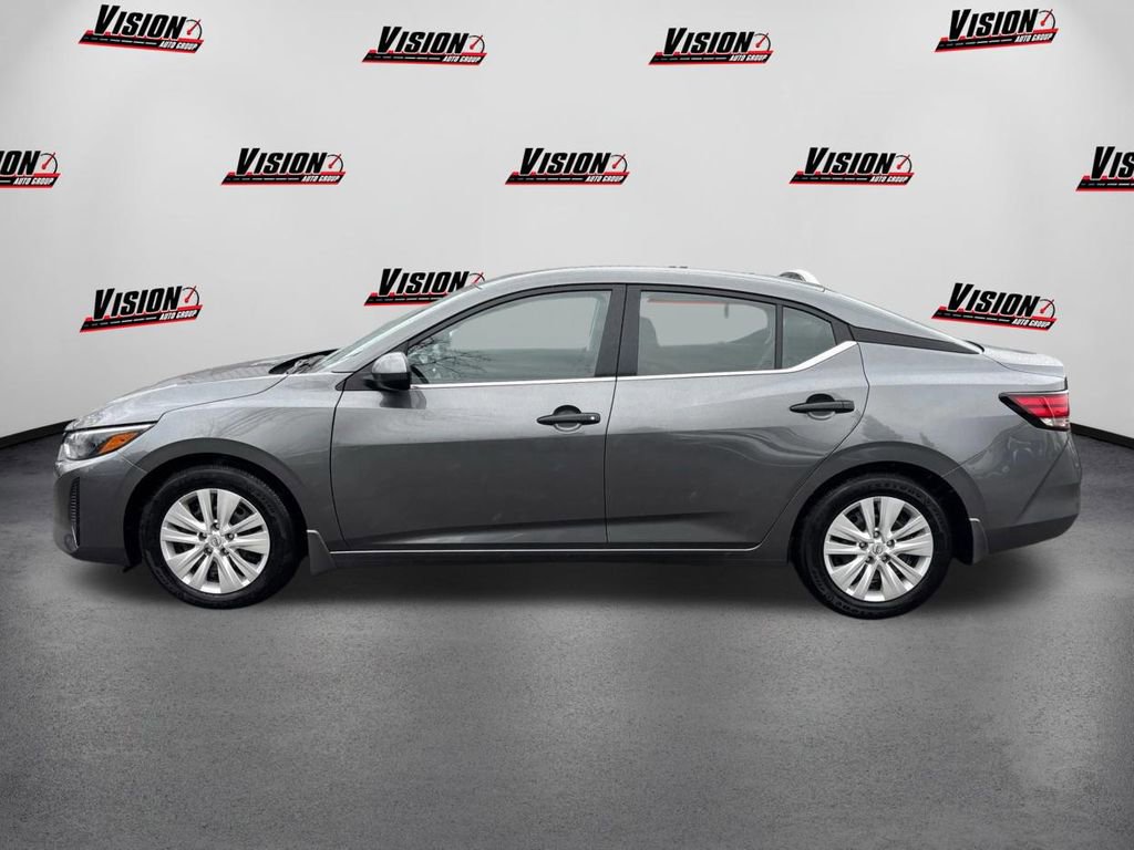 Used 2025 Nissan Sentra S image 8
