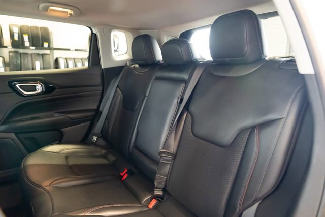 Used 2022 Jeep Compass Trailhawk image 24