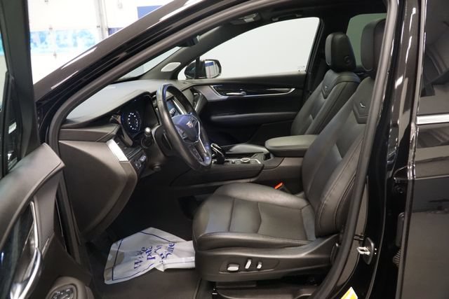 Used 2021 Cadillac XT5 Premium Luxury AWD/4WD image 16