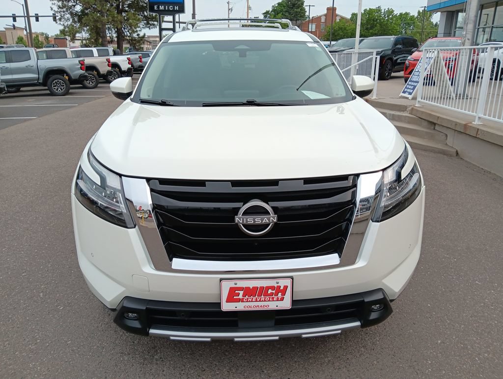 Used 2023 Nissan Pathfinder SL w/ SL Premium Package AWD/4WD image 8