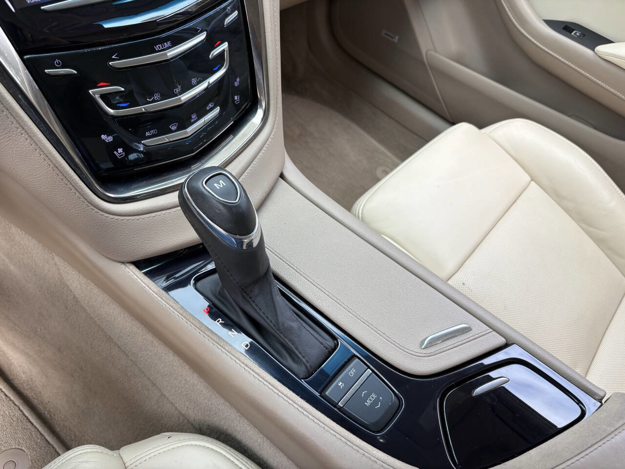 Used 2015 Cadillac CTS Luxury image 22