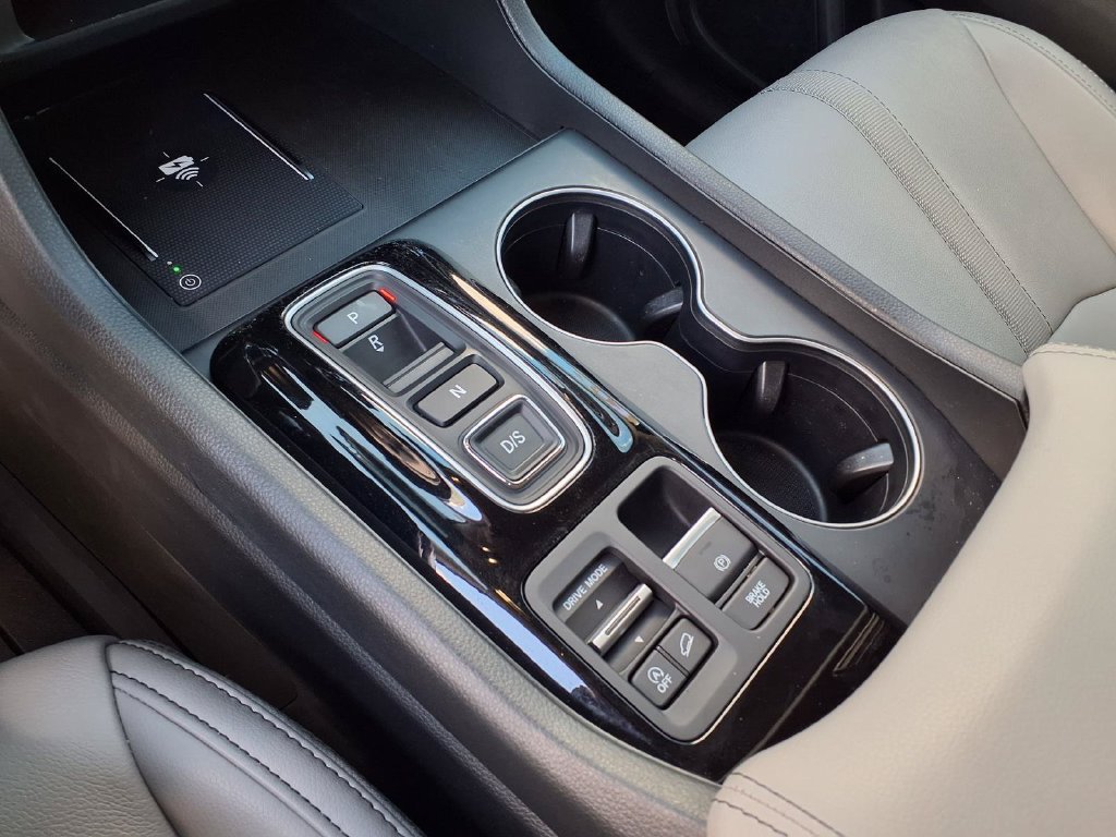 Used 2025 Honda Pilot EX-L image 25