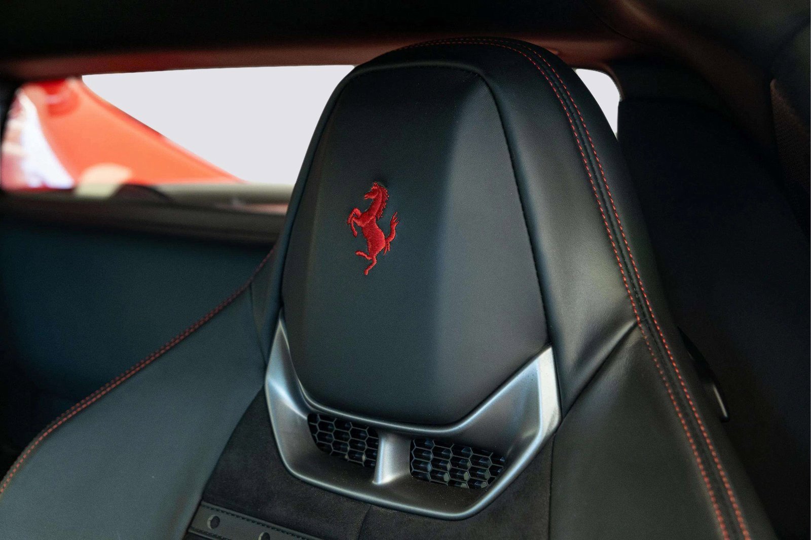 Used 2022 Ferrari 296 GTB image 31