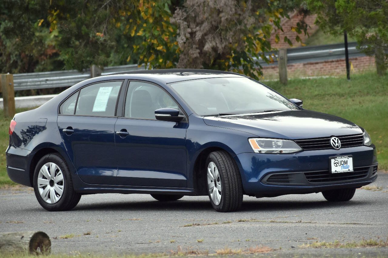 Used 2012 Volkswagen Jetta SE FWD image 4