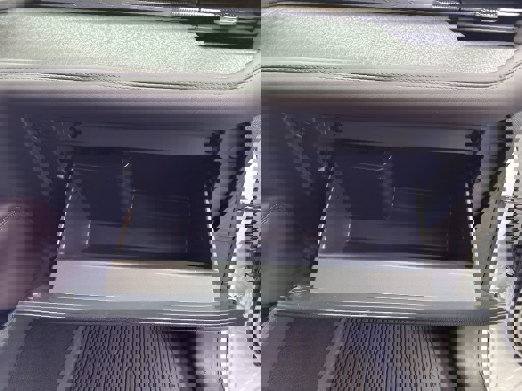 New 2026 Ford Explorer Platinum w/ LUX Leather Package image 28