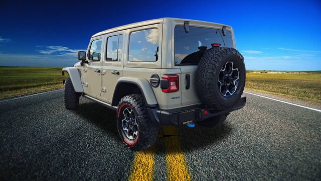 Certified 2022 Jeep Wrangler Unlimited Rubicon 4xe w/ Cold Weather Group image 30