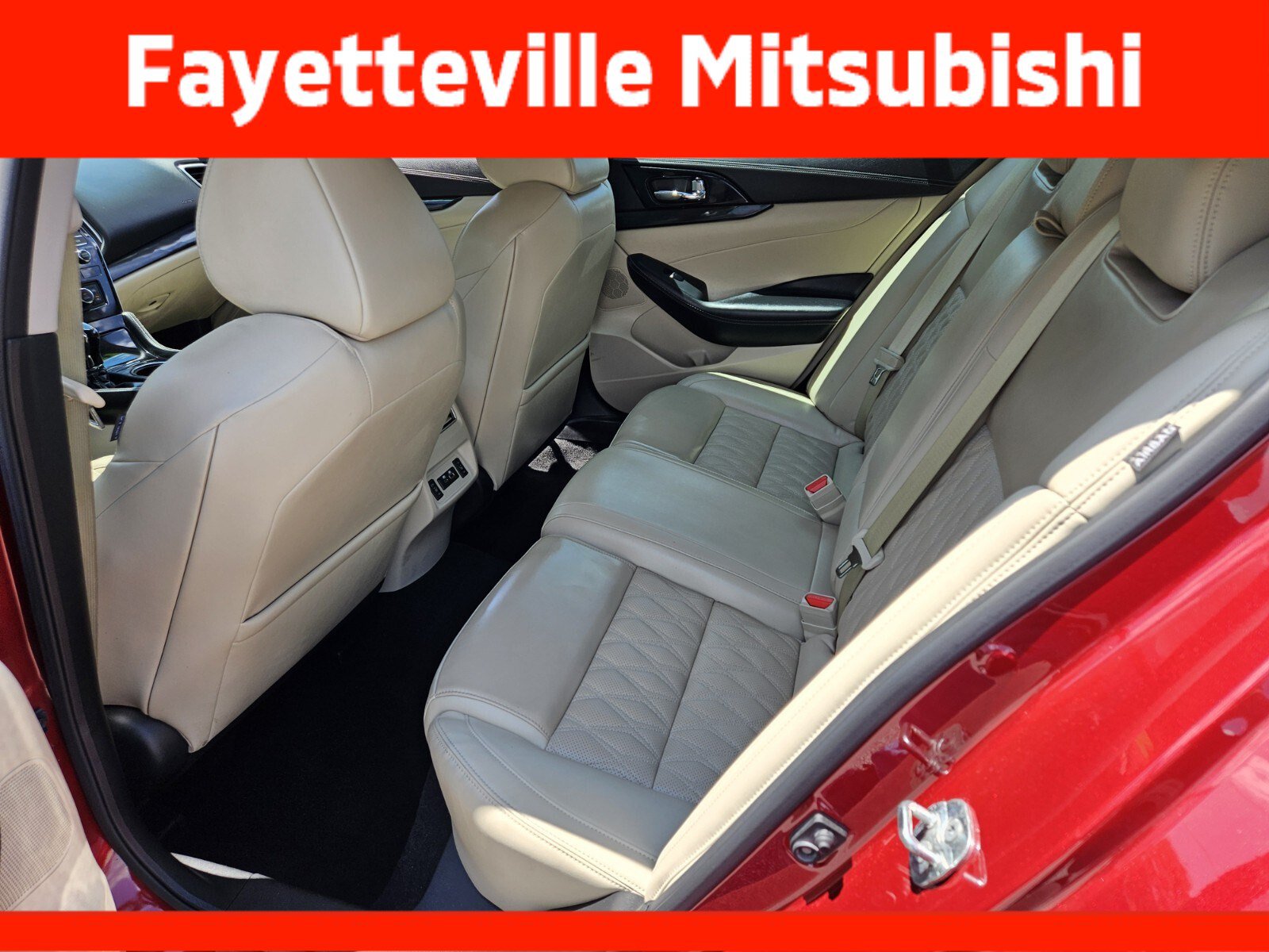 Used 2023 Nissan Maxima Platinum w/ Sport Mat Group FWD image 10