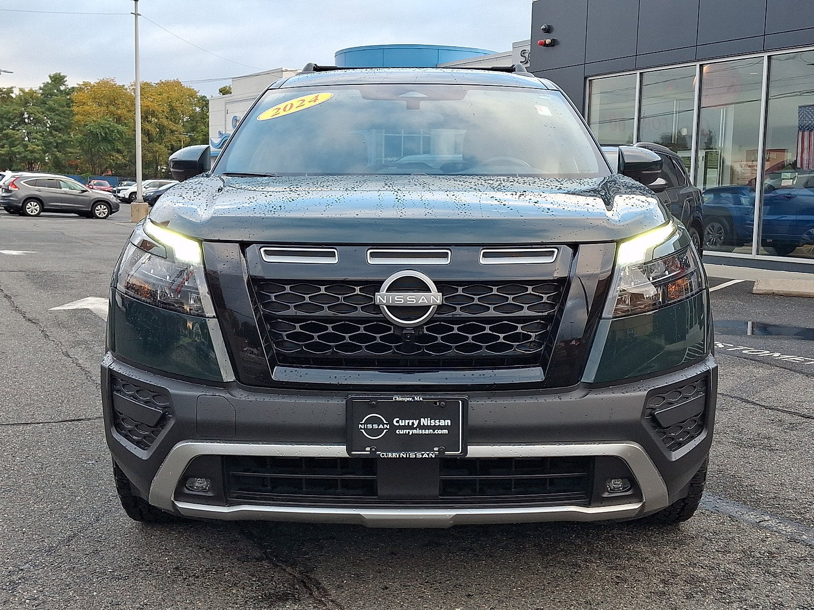 Used 2024 Nissan Pathfinder Rock Creek AWD/4WD image 2