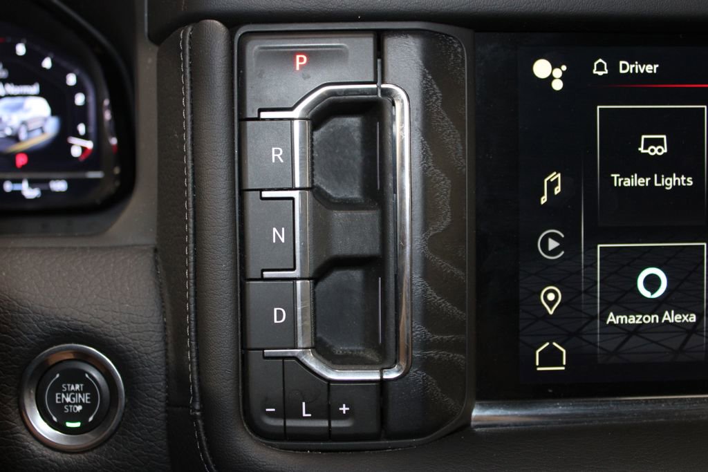 Used 2024 GMC Yukon Denali image 32