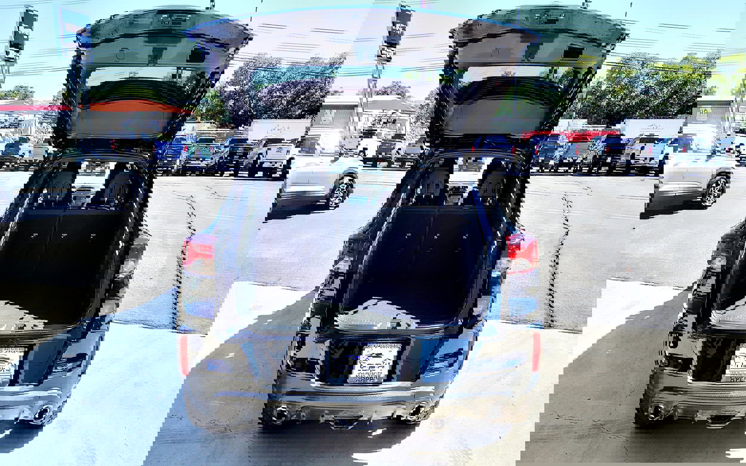 Used 2023 Chevrolet TrailBlazer RS w/ Convenience Package image 7