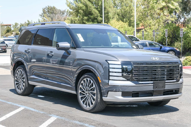 New 2026 Hyundai Palisade Calligraphy AWD/4WD image 3