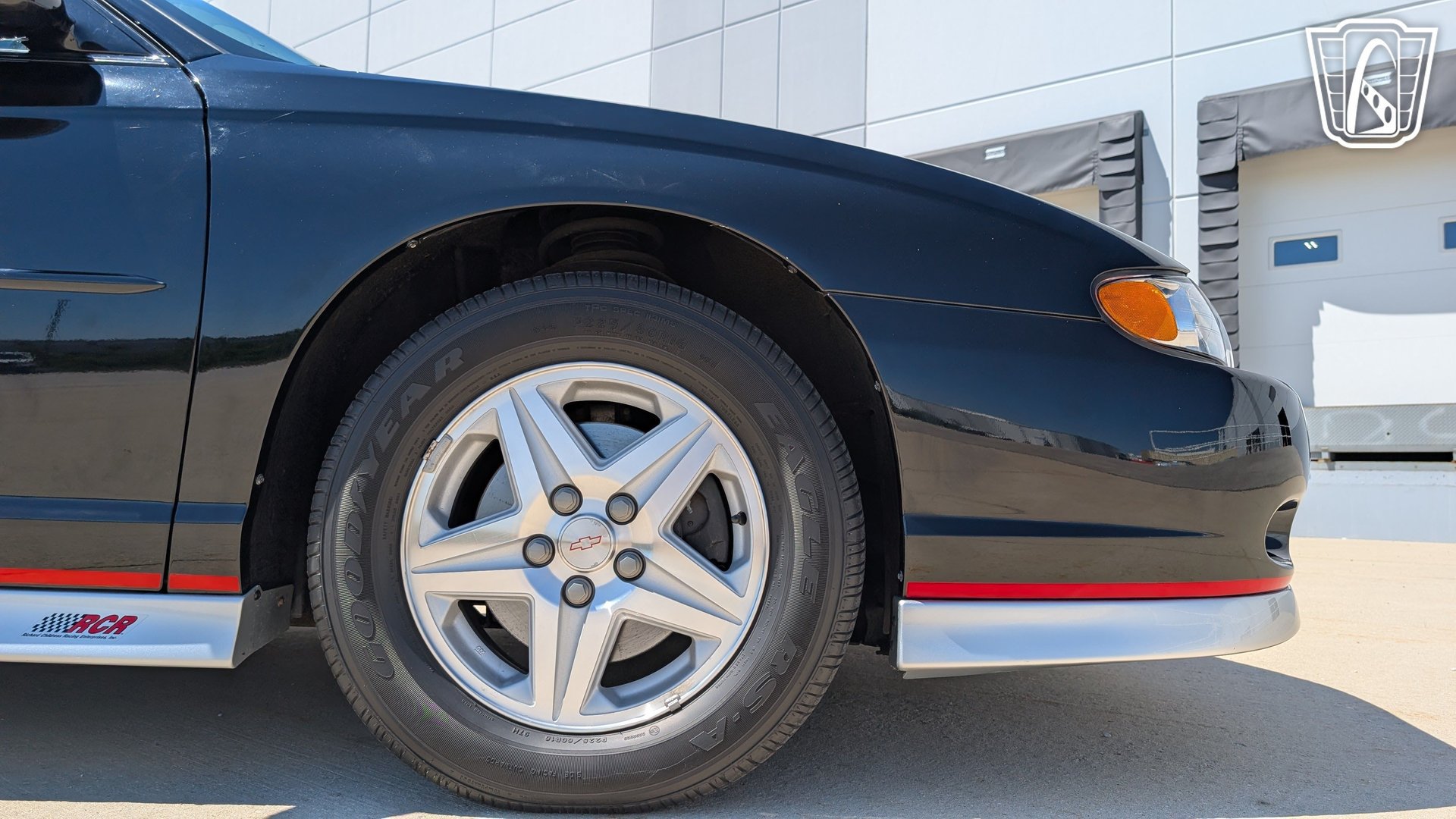 Used 2002 Chevrolet Monte Carlo SS w/ Pace Car Replica Pkg FWD image 40