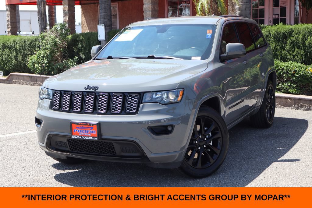 Used 2021 Jeep Grand Cherokee Laredo X RWD image 4