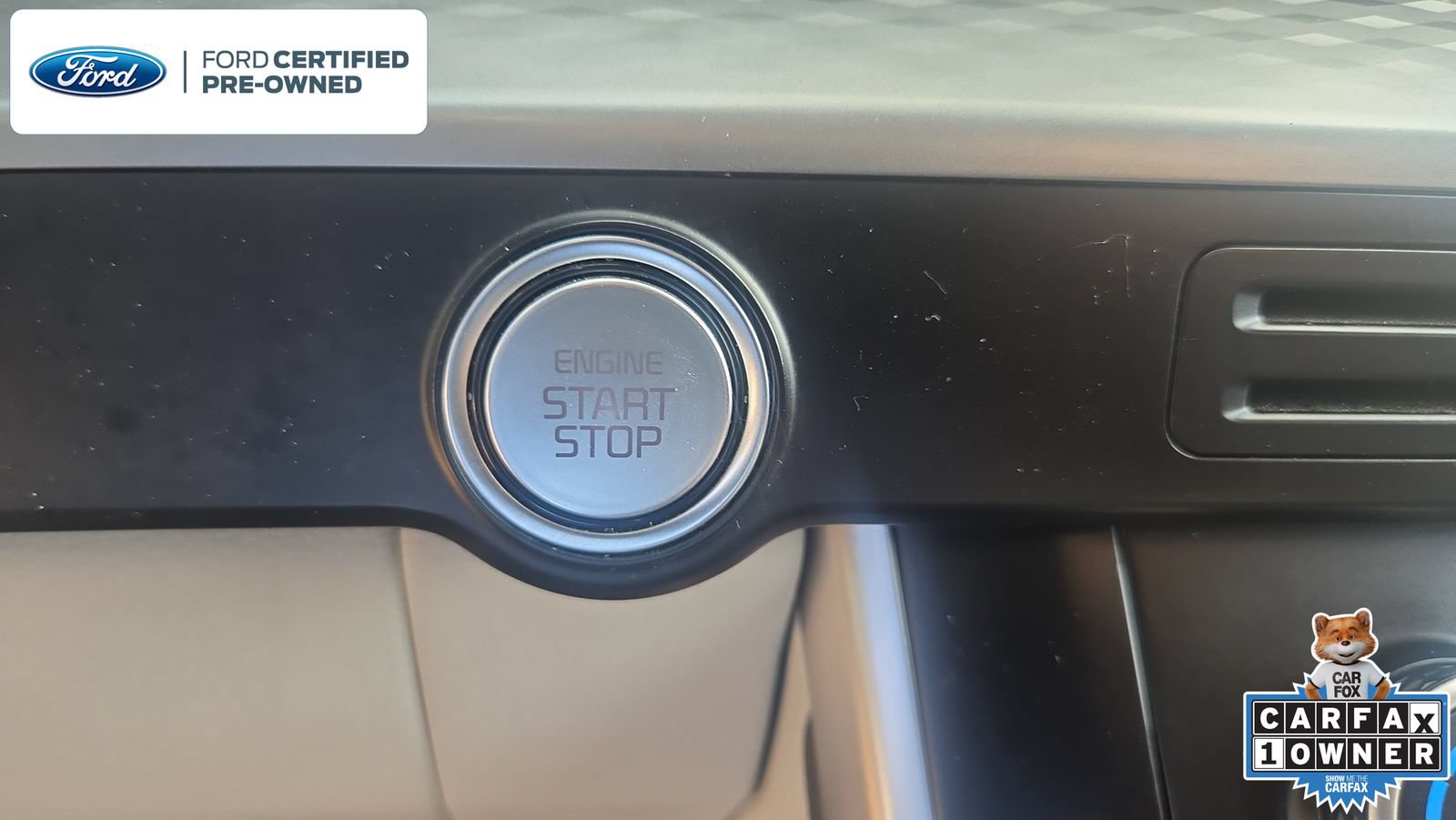 Used 2023 Kia Carnival LX FWD image 19