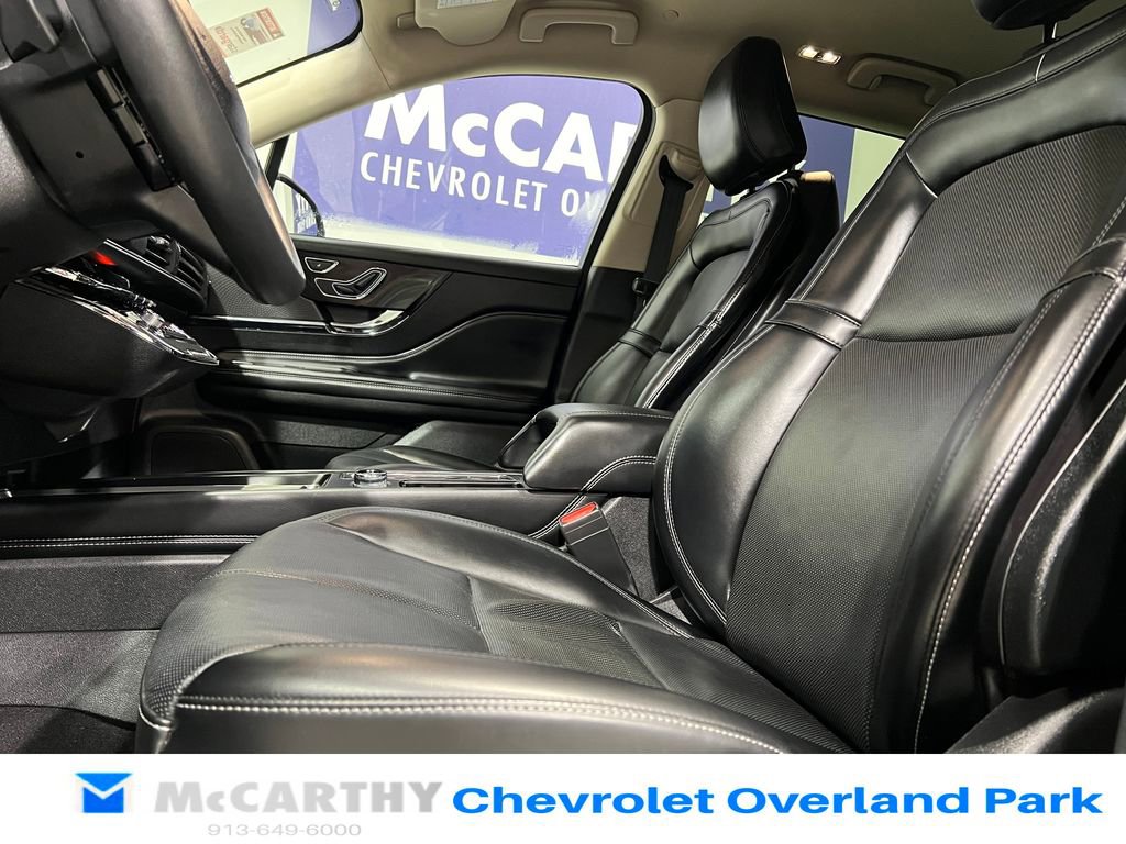 Used 2024 Lincoln Corsair Reserve w/ Equipment Group 201A image 25