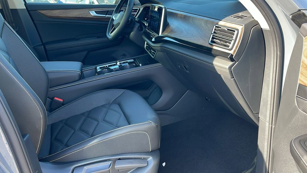 New 2026 Volkswagen Atlas SE FWD image 34