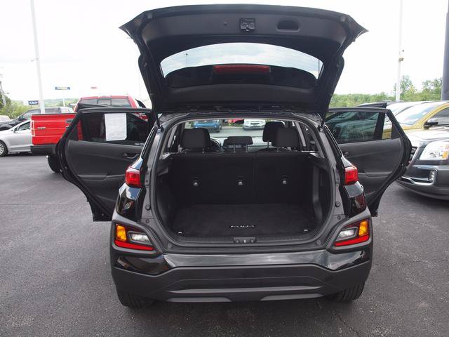 Used 2021 Hyundai Kona SEL AWD/4WD image 5