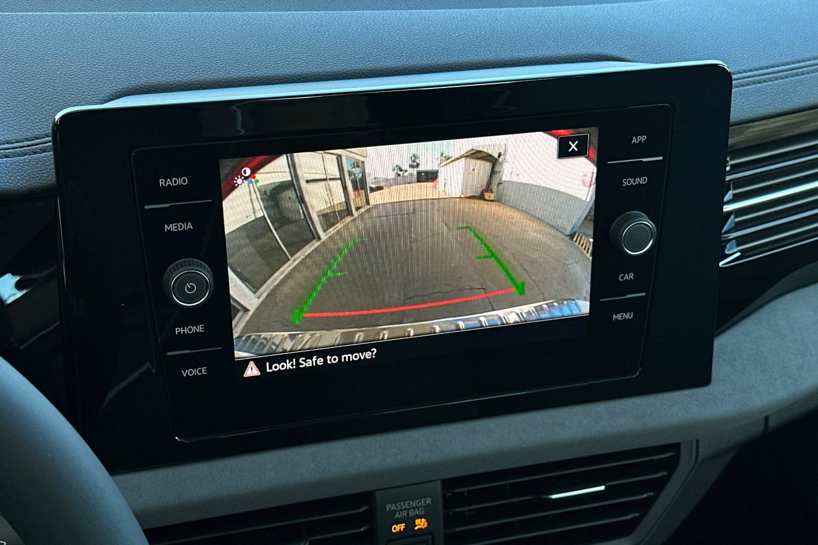 New 2026 Volkswagen Jetta SE FWD image 18