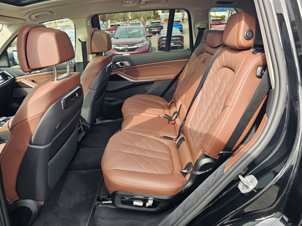 Used 2026 BMW X7 xDrive40i image 23