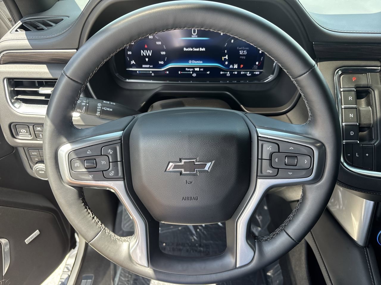 Used 2024 Chevrolet Tahoe Z71 w/ Luxury Package AWD/4WD image 30