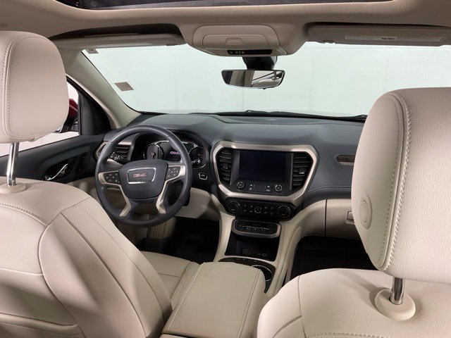 Used 2021 GMC Acadia Denali w/ Denali Ultimate Package AWD/4WD image 16