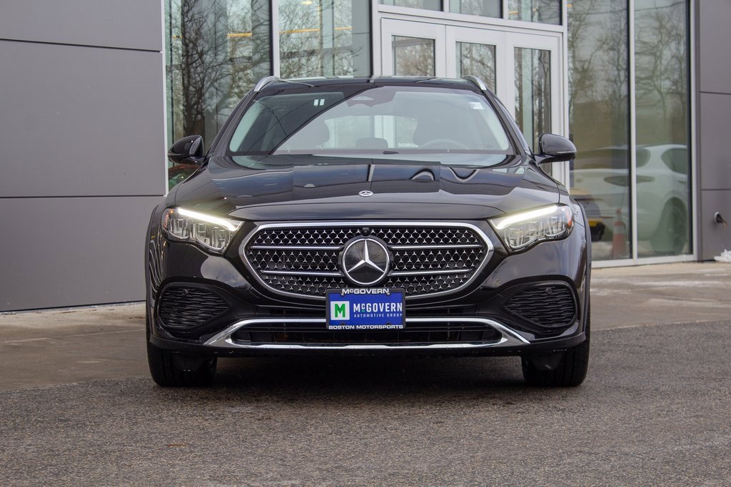 Used 2025 Mercedes-Benz E 450 4MATIC All-Terrain Wagon image 2
