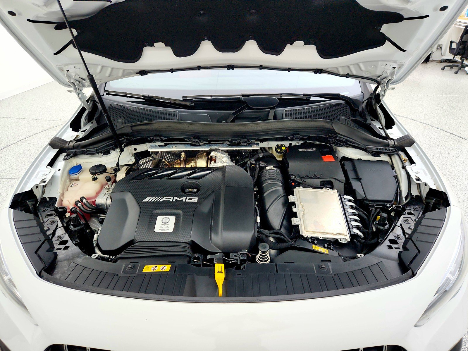 Certified 2023 Mercedes-Benz GLA 45 AMG 4MATIC image 31