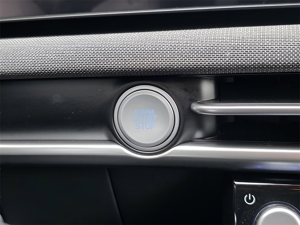 Certified 2025 Hyundai Tucson Limited image 29