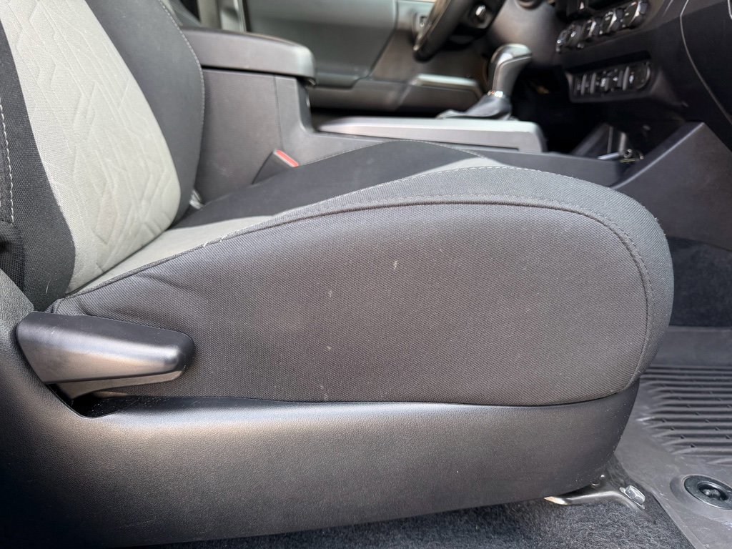 Used 2023 Toyota Tacoma TRD Sport w/ Advanced Technology Package image 28