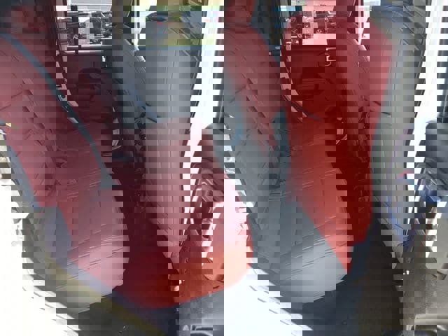 Certified 2022 Jeep Gladiator Sport AWD/4WD image 18