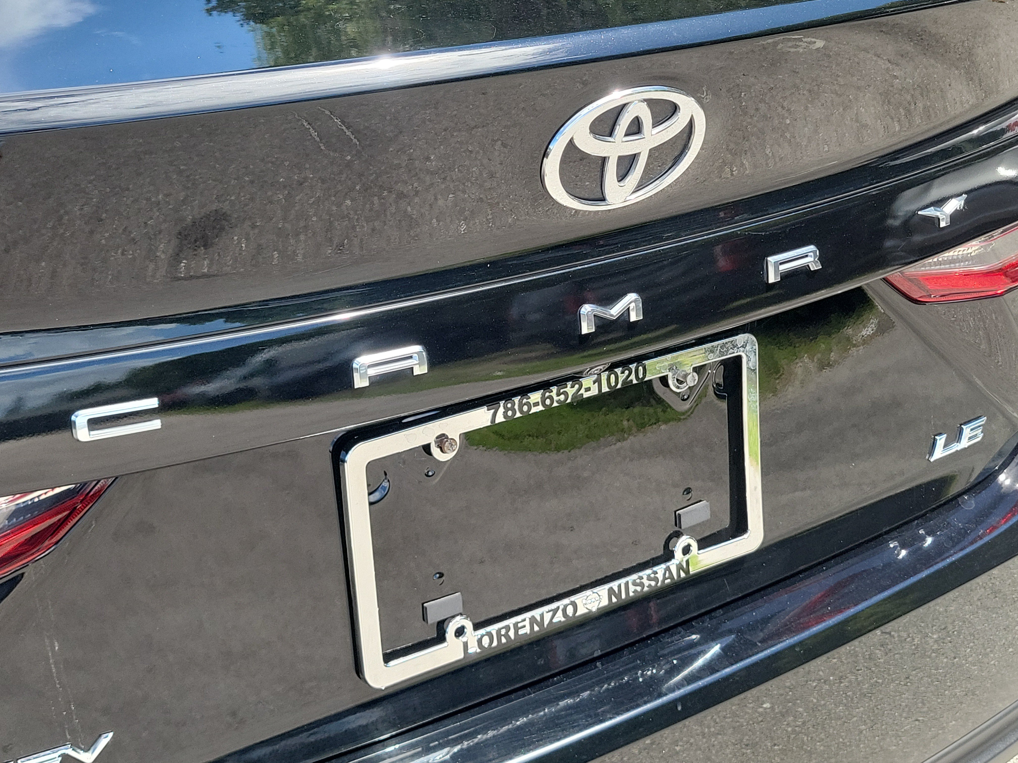Used 2025 Toyota Camry LE FWD image 31