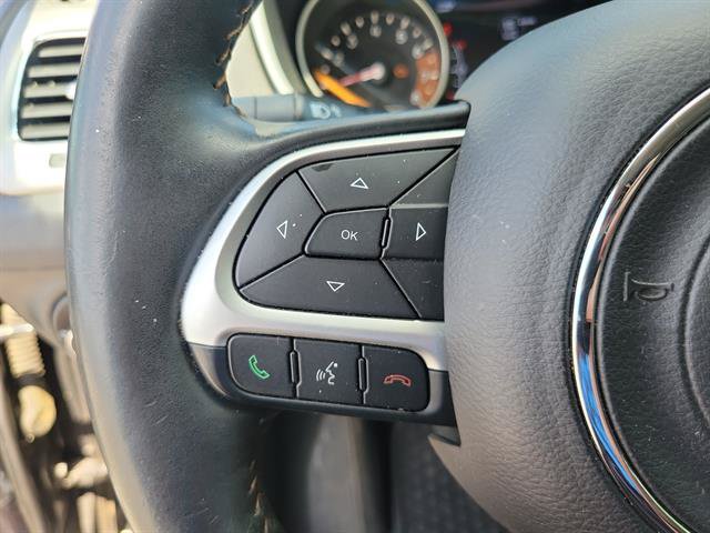 Used 2019 Jeep Compass Latitude w/ Popular Equipment Group AWD/4WD image 17