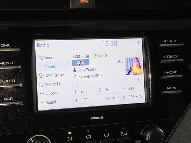 Used 2020 Toyota Camry LE image 31