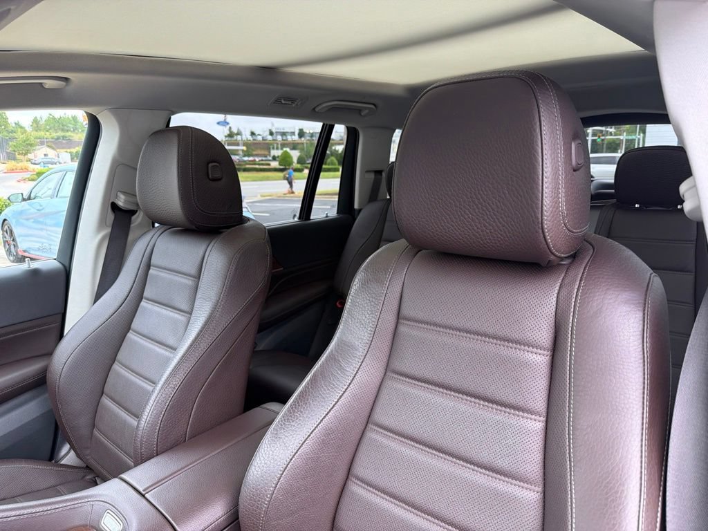Used 2020 Mercedes-Benz GLS 450 4MATIC image 27