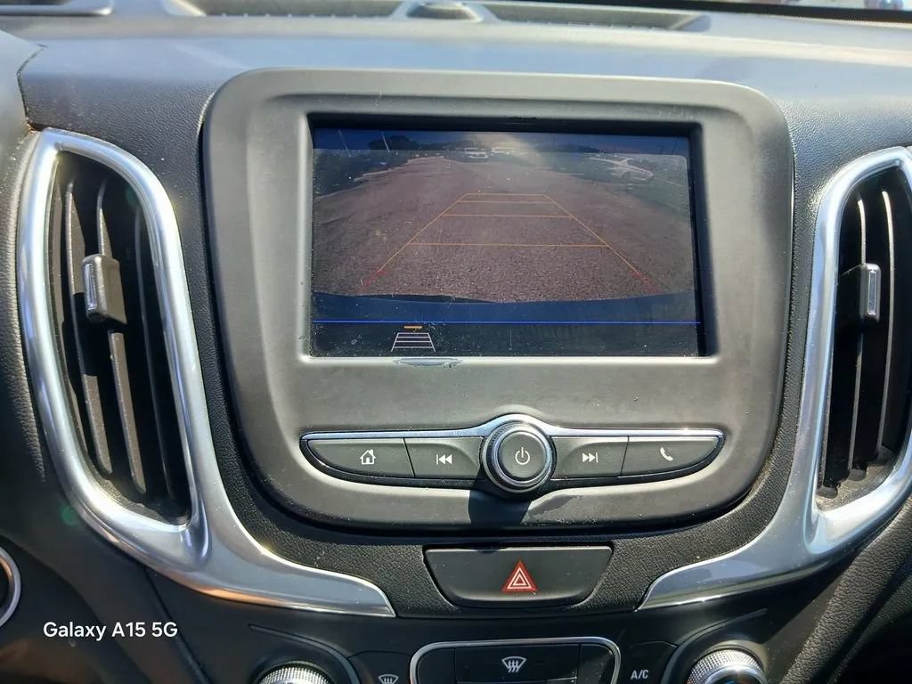 Used 2021 Chevrolet Equinox LT FWD image 25