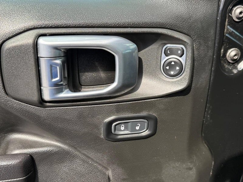 Used 2023 Jeep Wrangler Unlimited Sport AWD/4WD image 15