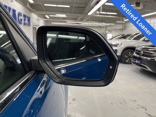 New 2025 Volkswagen Atlas Cross Sport SE w/ Panoramic Sunroof Package image 12