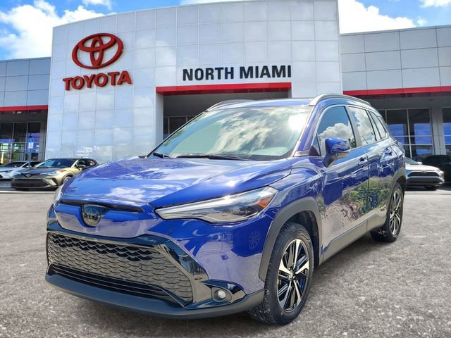 Used 2023 Toyota Corolla Cross XSE w/ Convenience Package video 2