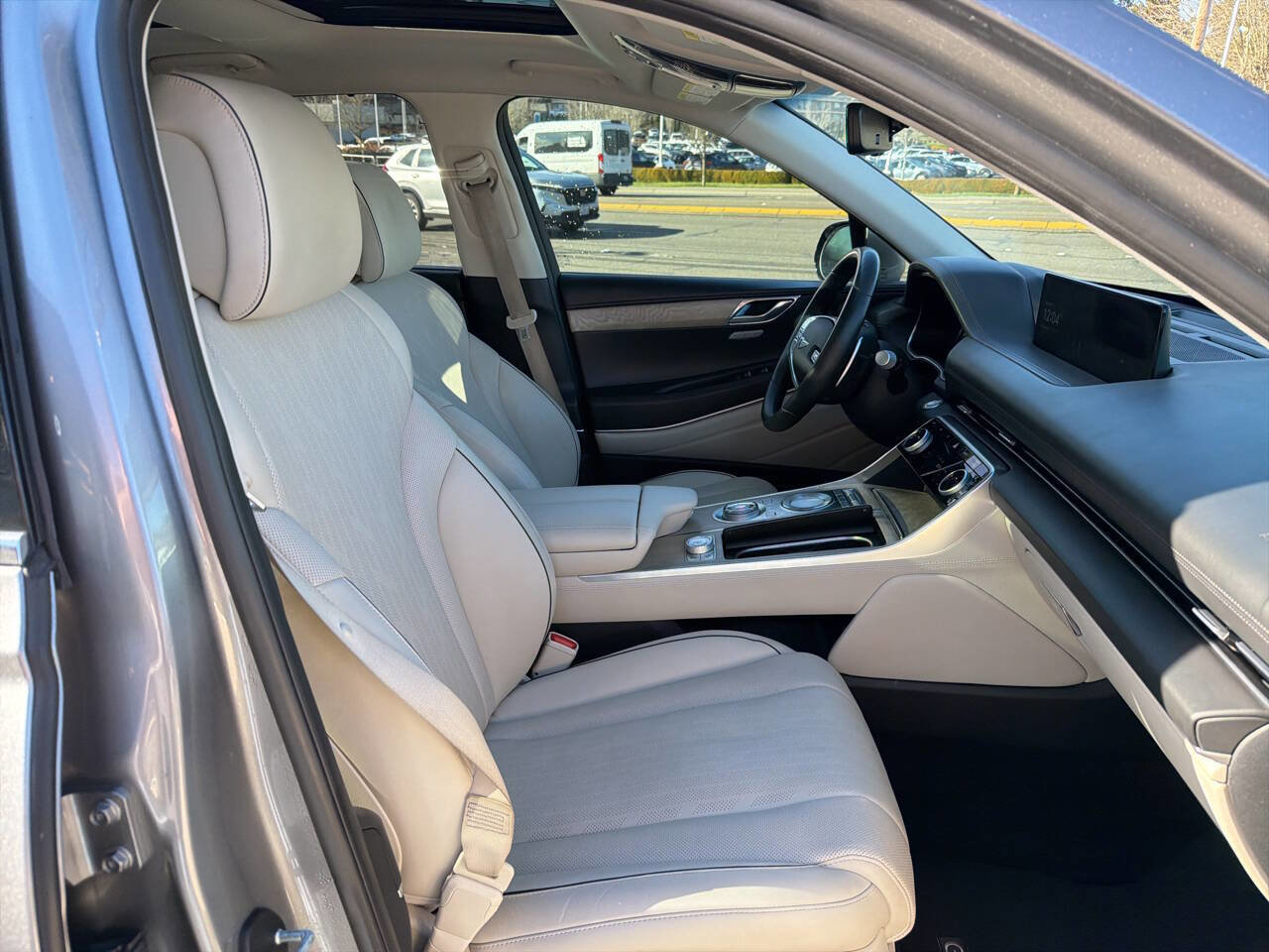 Used 2022 Genesis GV80 3.5T w/ Advanced Package 06 AWD/4WD image 19