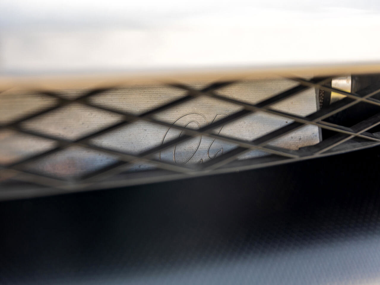 Used 2009 Nissan GT-R Premium image 16