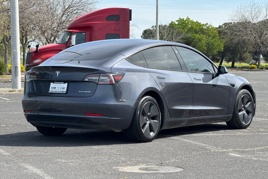 Used 2021 Tesla Model 3 Long Range image 4