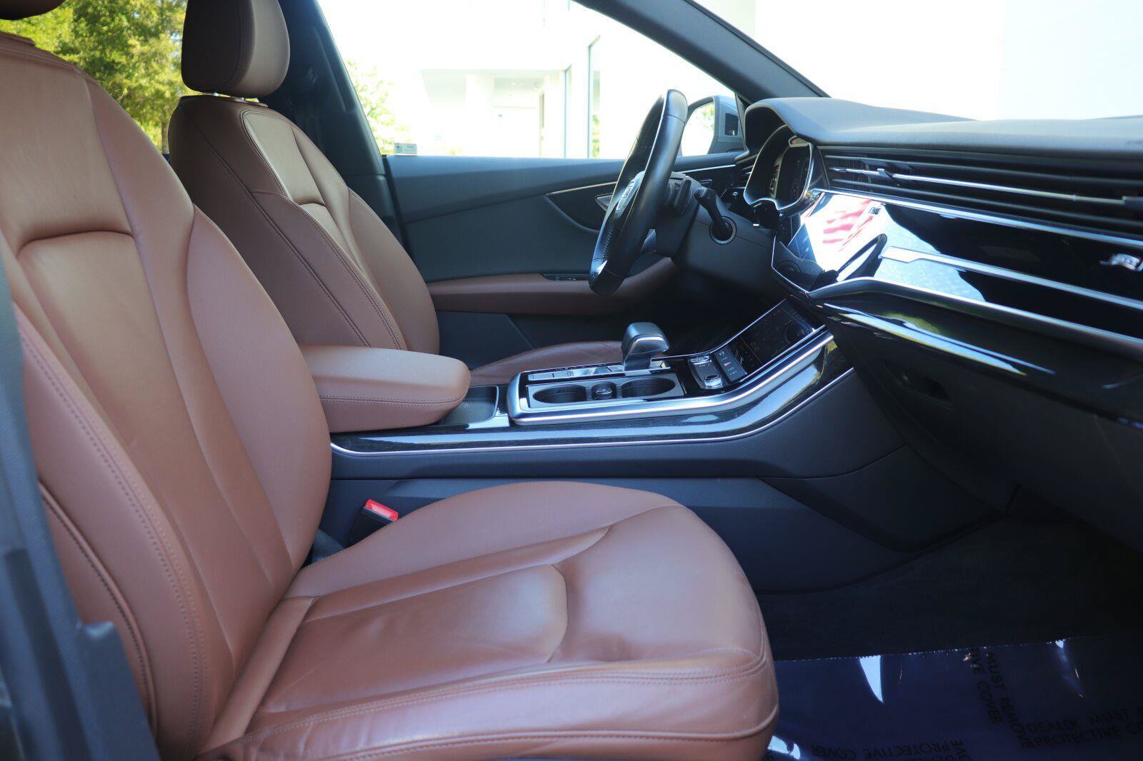 Used 2019 Audi Q8 Premium w/ Convenience Package AWD/4WD image 19