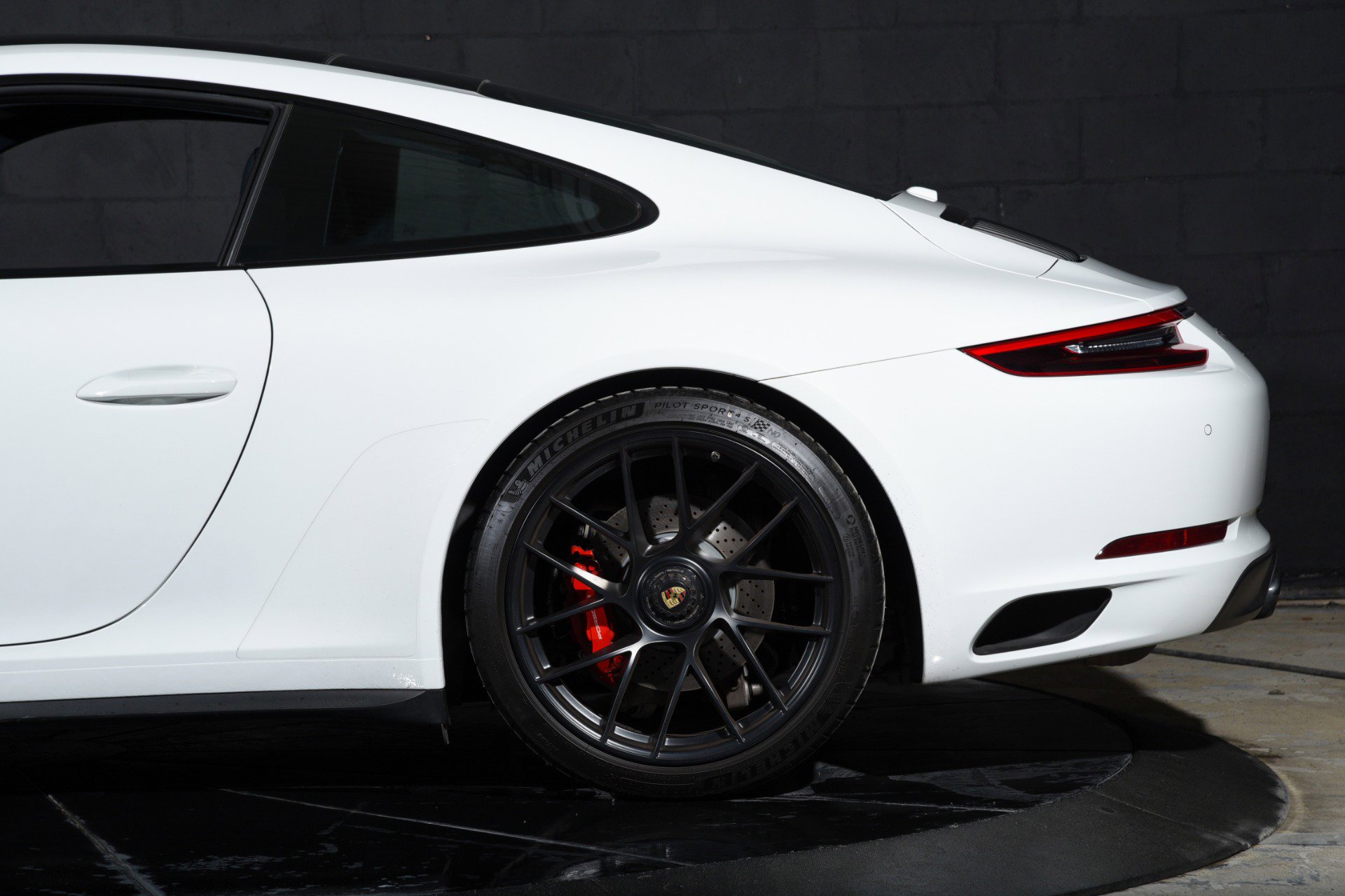 Used 2019 Porsche 911 Carrera GTS RWD image 26