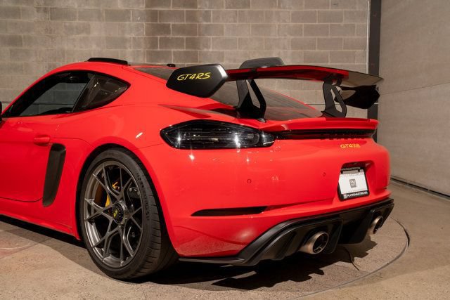Used 2024 Porsche 718 Cayman GT4 RS RWD image 9