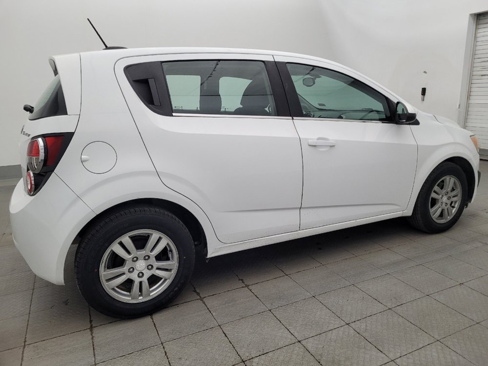 Used 2016 Chevrolet Sonic LT FWD image 10